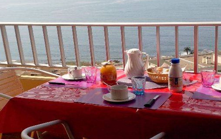 Location de vacances - Appartement à Ajaccio - vue terrasse