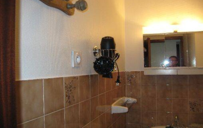 Location de vacances - Appartement à Saint-Jean-d'Arves - Une salle de bains
