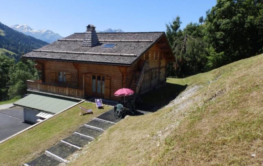 Location de vacances - Appartement à Hauteluce - Arrière du chalet, côté location