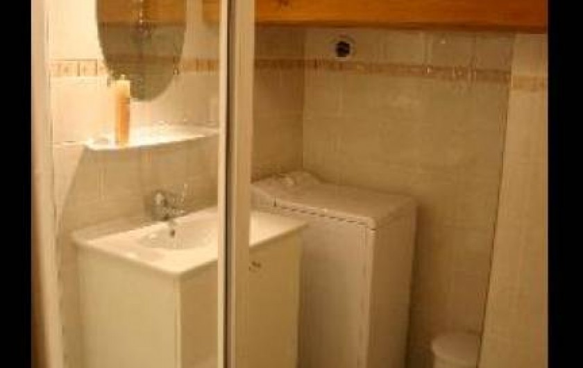 Location de vacances - Appartement à Hauteluce - Salle de douche 1 avec WC  1 et lave linge