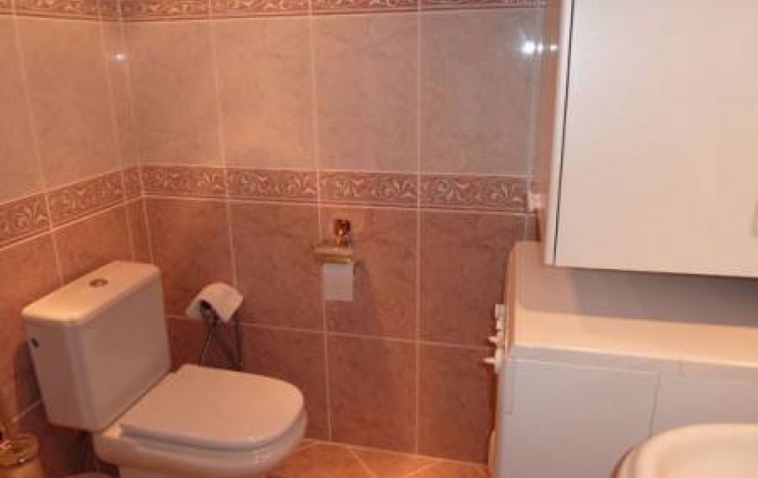Location de vacances - Appartement à Malaga - toilet and wash/drymachine