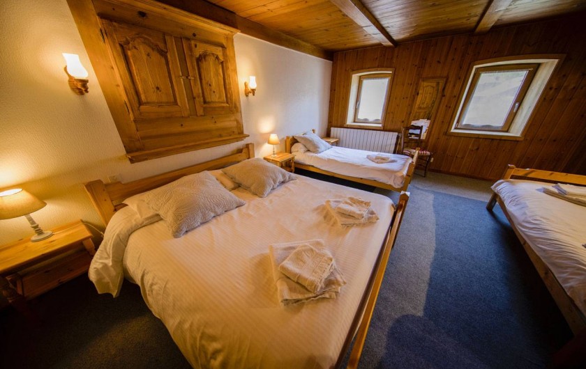Location de vacances - Appartement à Morzine - 2ème chambre  GENTIANE 1 lit 2 pers. + 2 lits  1pers.