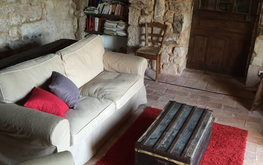 Location de vacances - Maison - Villa à Vinezac - Salon du Figuier