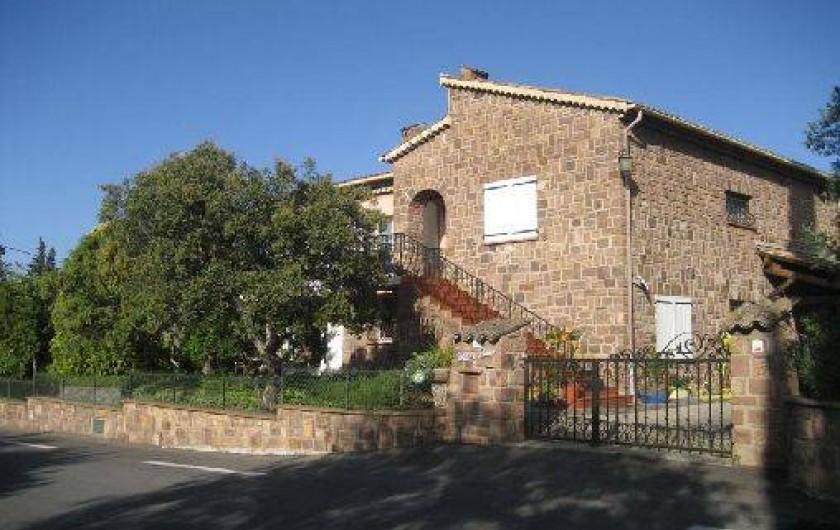 Location de vacances - Appartement à Saint-Aygulf - Vue générale de la villa