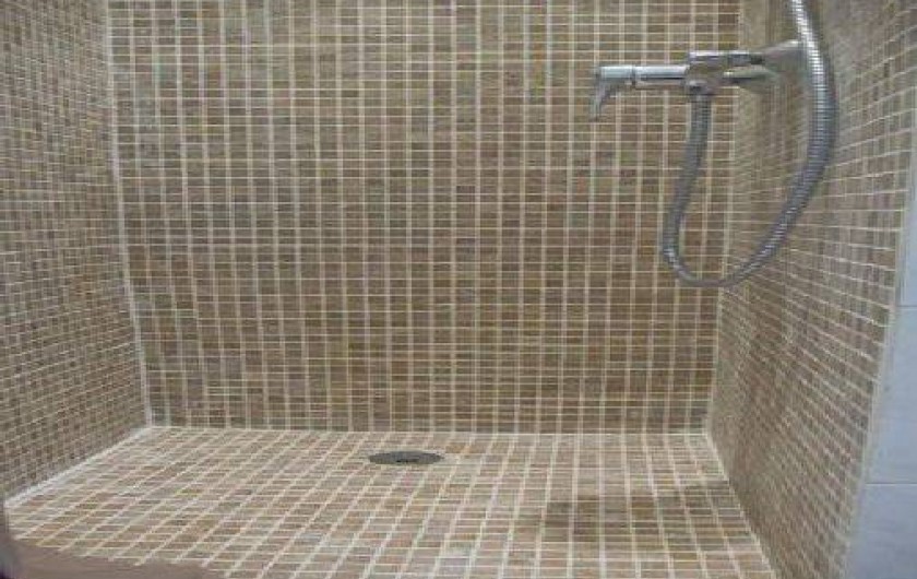 Location de vacances - Appartement à Cannes - Salle de bain 