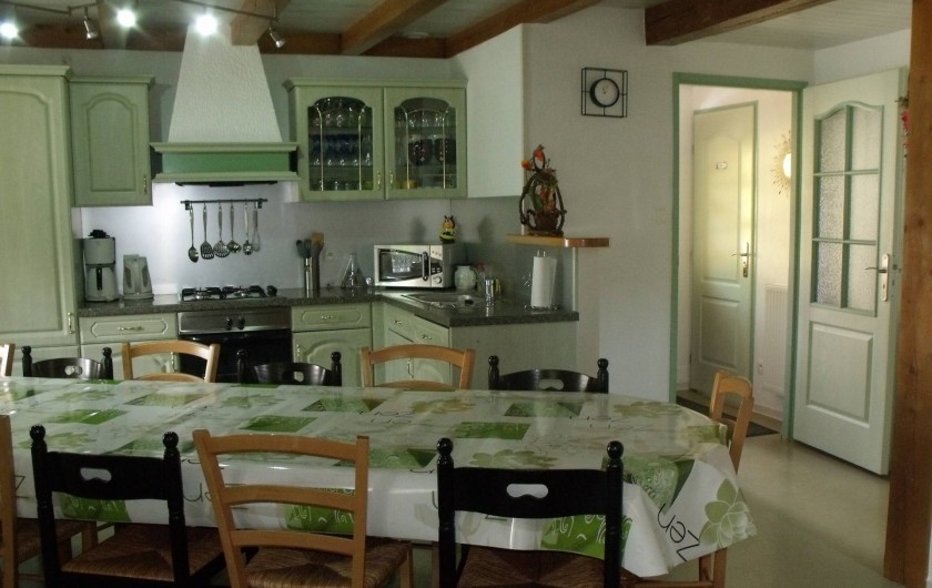 Location de vacances - Gîte à Ferdrupt - Cuisine gîte de 4 à 8 personnes
