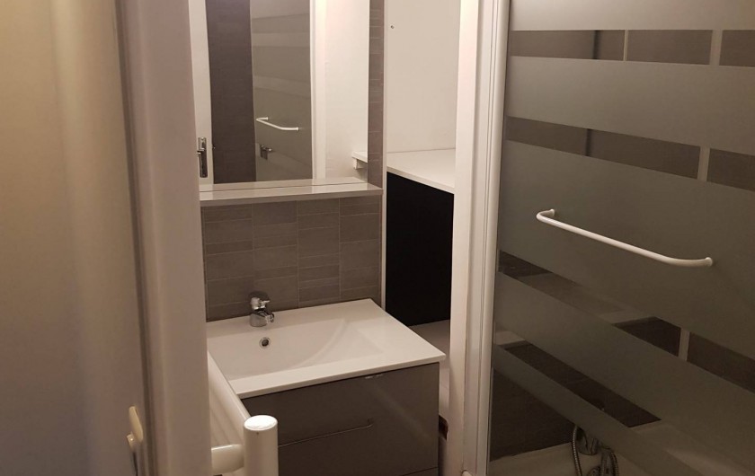 Location de vacances - Appartement à Blonville-sur-Mer - Salle de bains avec baignoire