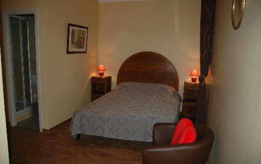 Location de vacances - Gîte à Badefols-sur-Dordogne - "Petite suite" au 1er étage de LA TOUR