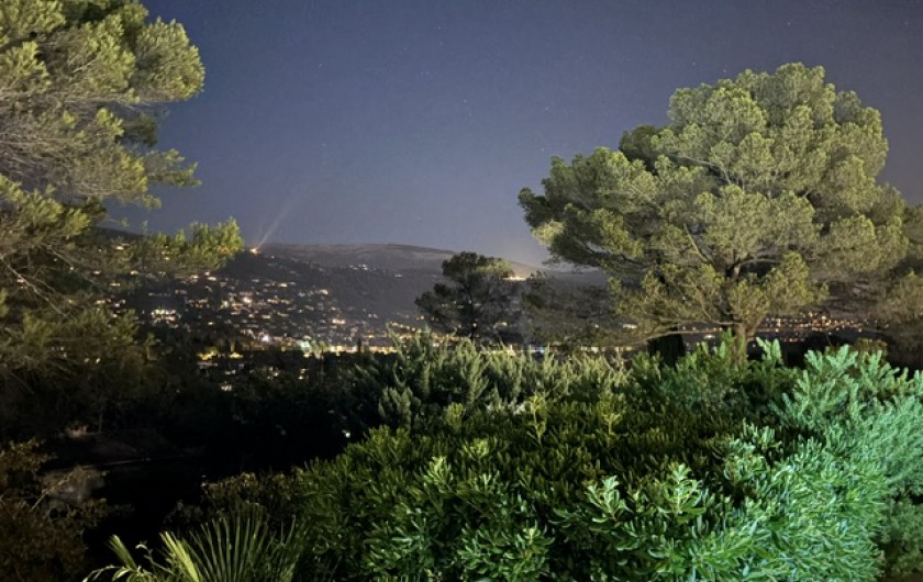 Location de vacances - Villa à Peymeinade - terrasse accueil
