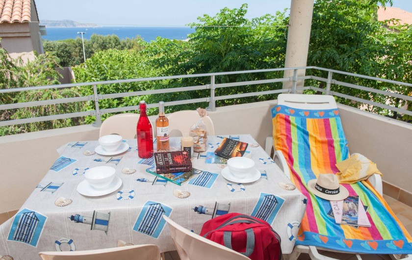 Location de vacances - Appartement à Lumio - Terasse