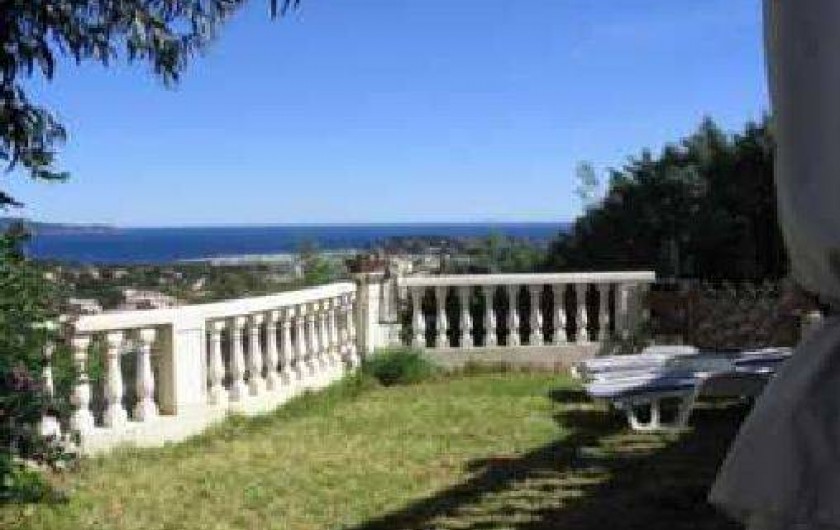 Location de vacances - Appartement à Cavalaire-sur-Mer - Pelouse location