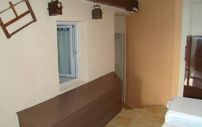 Location de vacances - Appartement à Cavalaire-sur-Mer - Lingerie et rangement