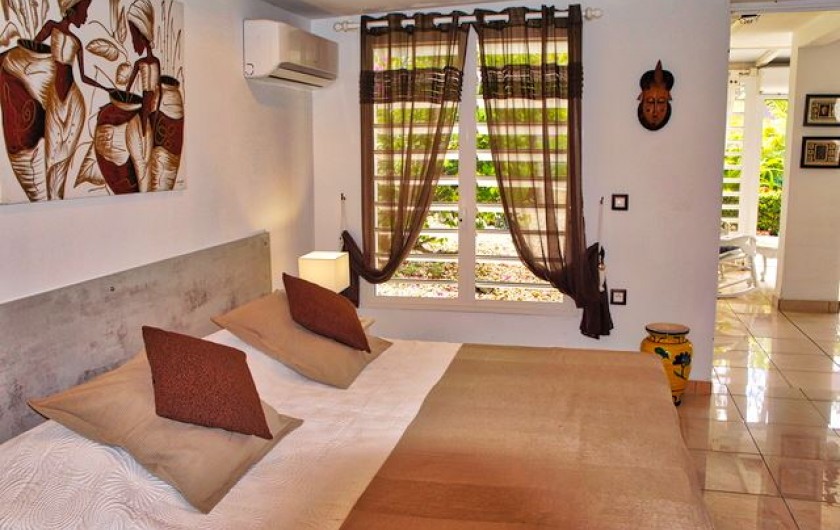 Location de vacances - Villa à Saint-François - Chambre 2 climatisée avec Lit 180 ou 2x90cm