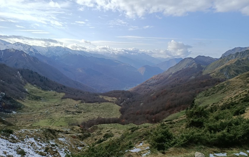 Location de vacances - Studio à Aulus-les-Bains - Vue sur la vallée du Garbet.