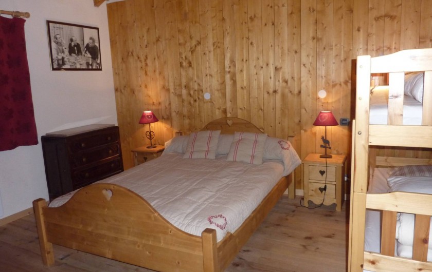 Location de vacances - Chalet à Saint-Jean-d'Arves - chambre 3