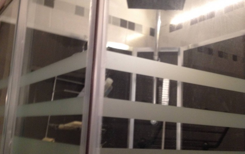 Location de vacances - Appartement à Sarlat-la-Canéda - douche