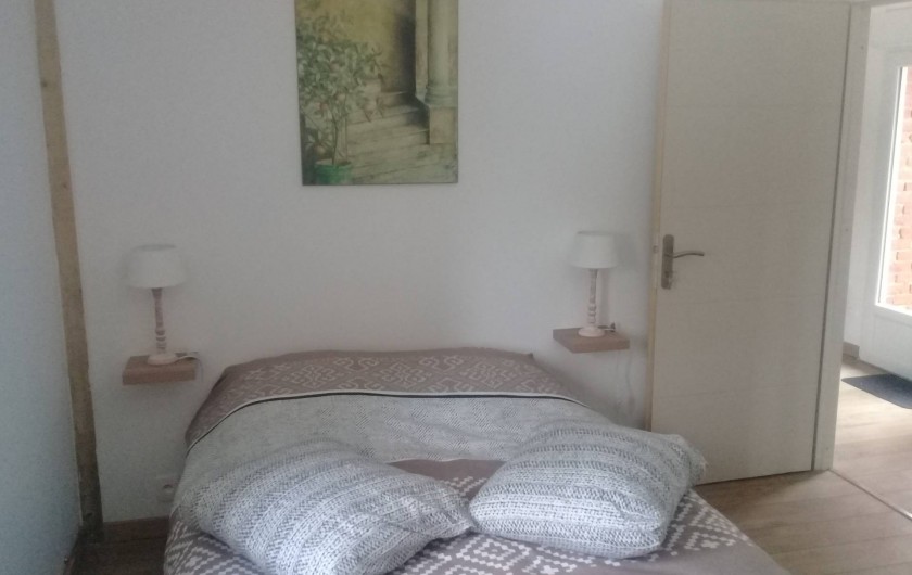 Location de vacances - Gîte à Helfaut - chambre  double " le petit bois" au rez de chaussée avec salle de douche et WC