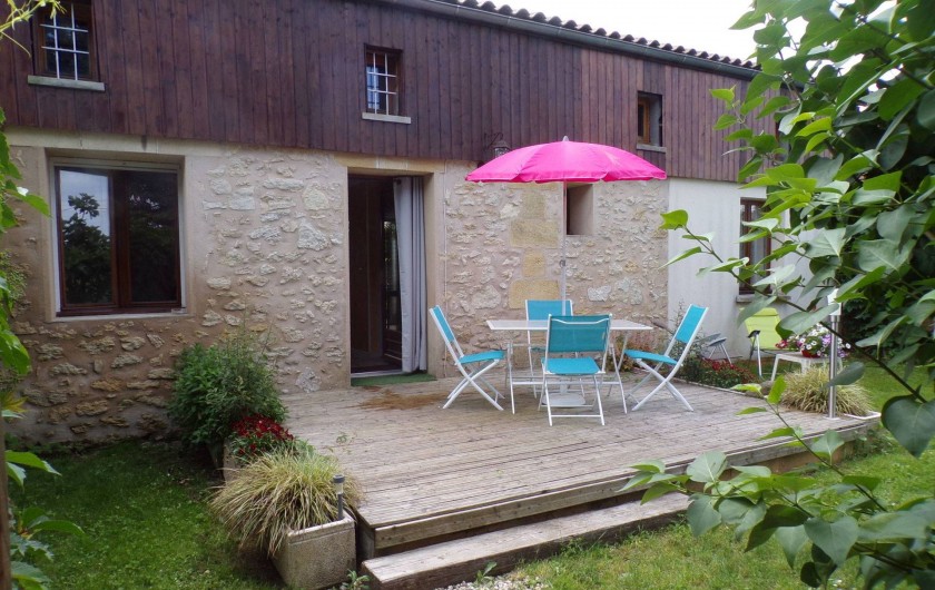 Location de vacances - Gîte à Vignonet - terrasse