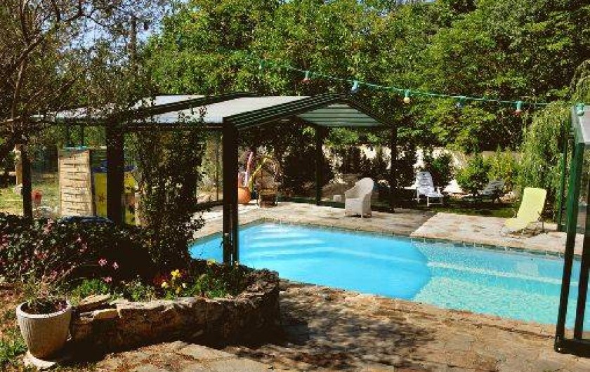 Location de vacances - Chambre d'hôtes à Cuers - piscine découverte