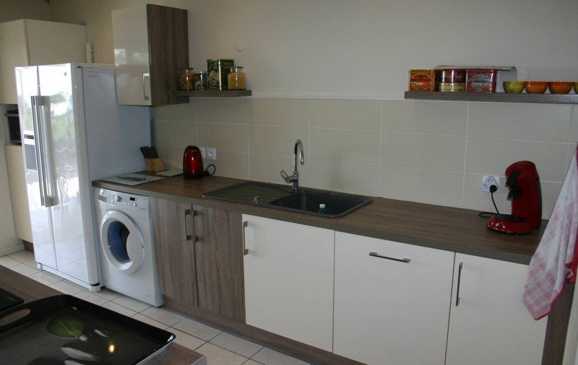 Location de vacances - Villa à Saint-Gilles les Bains - La cuisine équipée