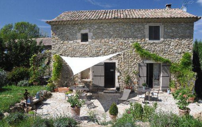 Location de vacances - Villa à Saint-Julien-de-Peyrolas