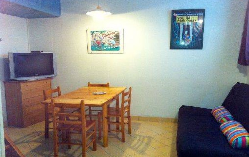 Location de vacances - Studio à Bandol - coin salle à manger