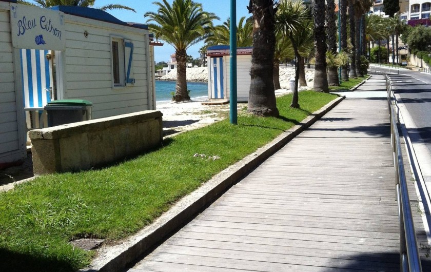 Location de vacances - Studio à Bandol - vers Bandol