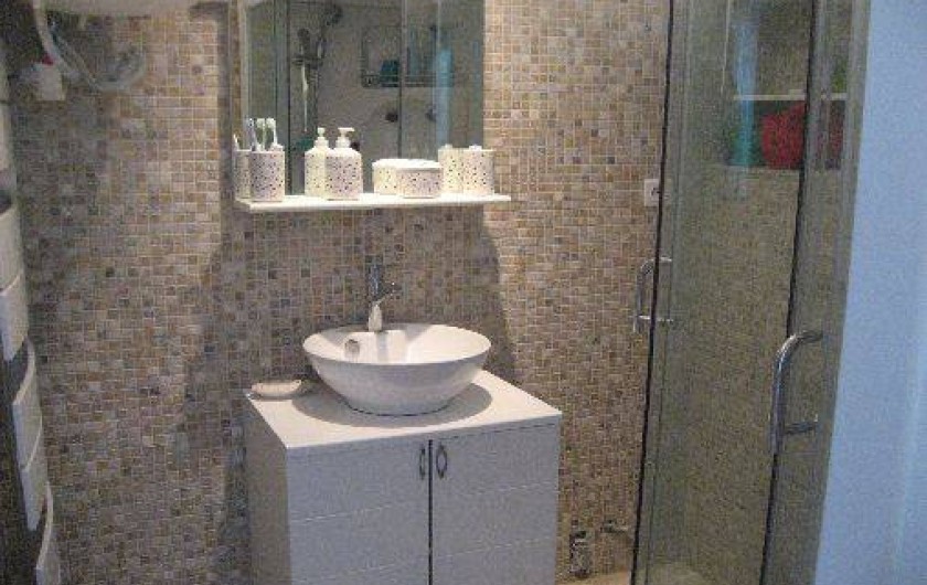 Location de vacances - Appartement à Carry-le-Rouet - salle de bain