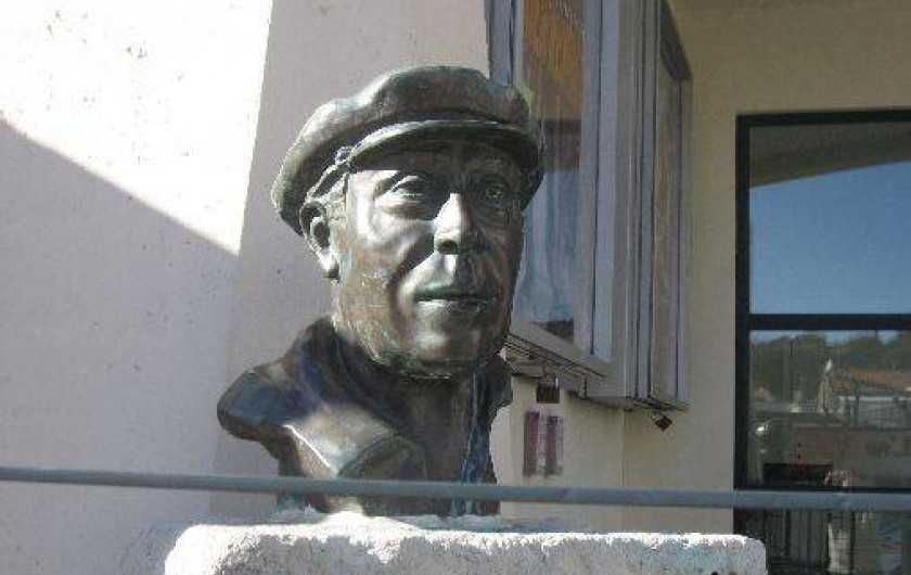 Location de vacances - Appartement à Carry-le-Rouet - Fernandel - la notoriété de Carry