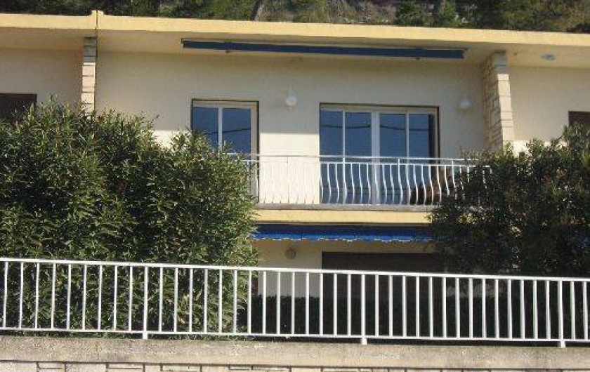 Location de vacances - Appartement à Carry-le-Rouet - appartement vu de la plage