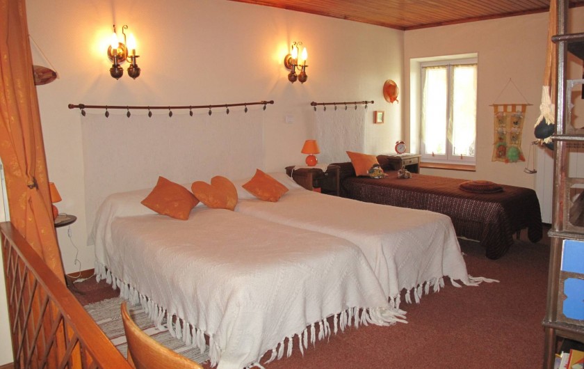 Location de vacances - Gîte à Lapalud - chambre 2