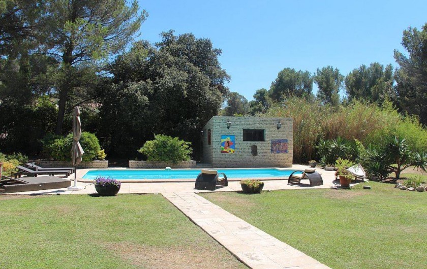 Location de vacances - Studio à Velaux - Piscine