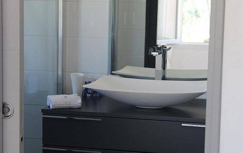 Location de vacances - Studio à Velaux - Salle de bain