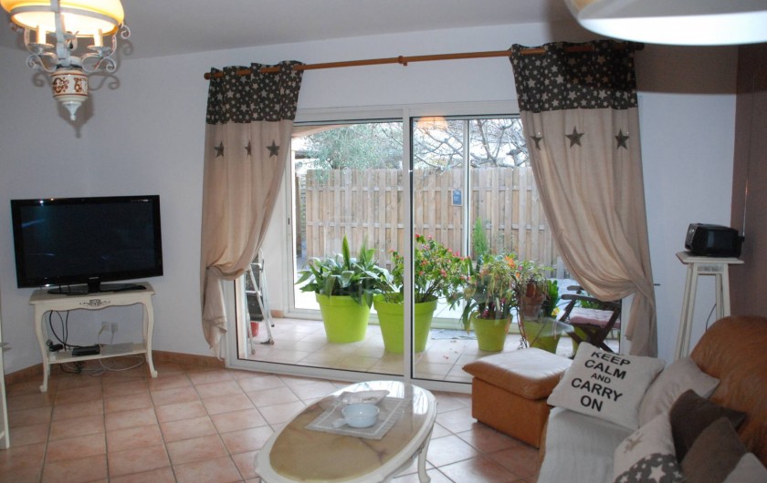 Location de vacances - Villa à Le Puy-Sainte-Réparade - Séjour