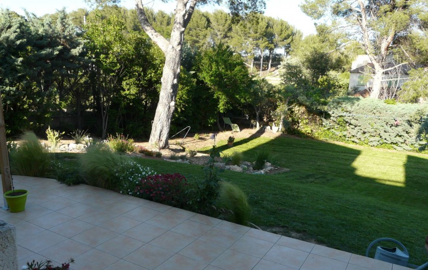 Location de vacances - Chambre d'hôtes à Velaux - Vue chambre