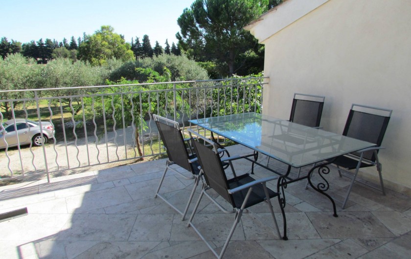 Location de vacances - Appartement à Sarrians - TERRASSE