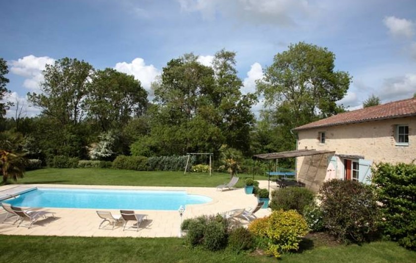 Location de vacances - Gîte à La Jaudonnière - Vue du terrain de boule