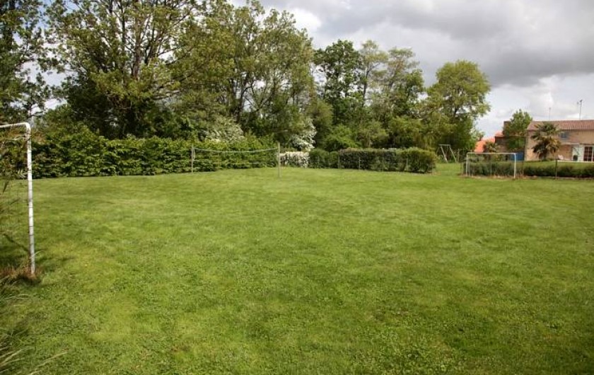 Location de vacances - Gîte à La Jaudonnière - Terrain de football et terrain de badminton