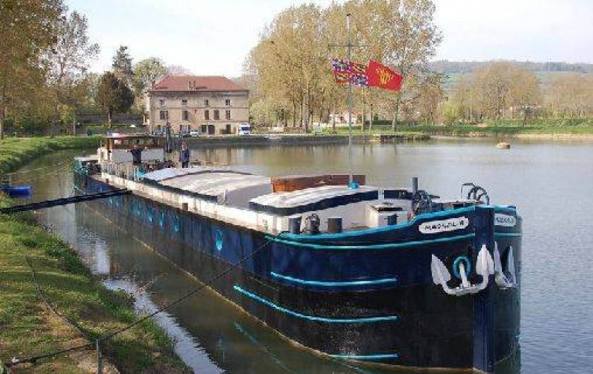 Location de vacances - Péniche à Maconge