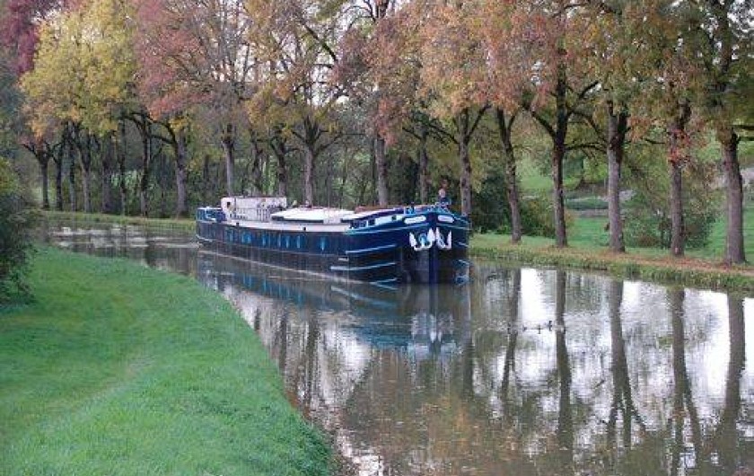 Location de vacances - Péniche à Maconge