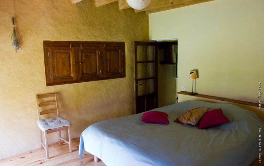 Location de vacances - Gîte à Bourrou - Chambre 1 theleme