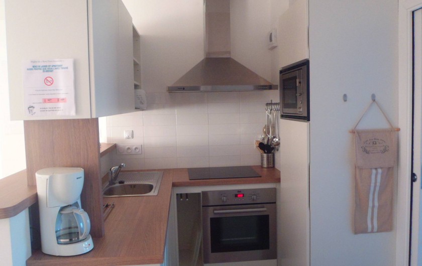 Location de vacances - Appartement à La Tranche-sur-Mer - cuisine appartement 50 m²