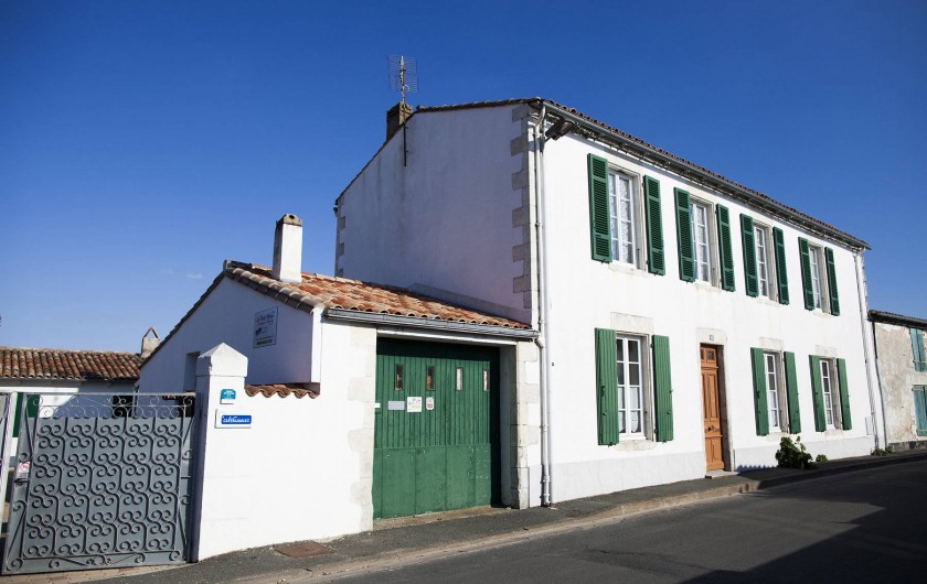 Location de vacances - Maison - Villa à Sainte-Marie-de-Ré - Le Petit Village - façade