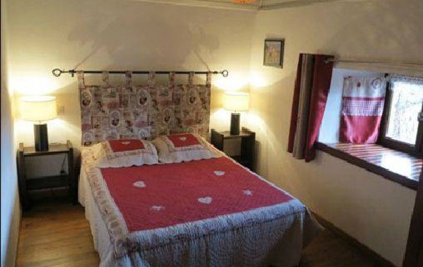 Location de vacances - Gîte à Saint-Pierre-de-Nogaret - Chambre "Montagne" 1 lit en 140 + 1 lit bébé