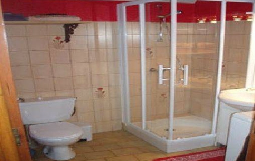 Location de vacances - Gîte à Saint-Pierre-de-Nogaret - Salle d'Eau + WC