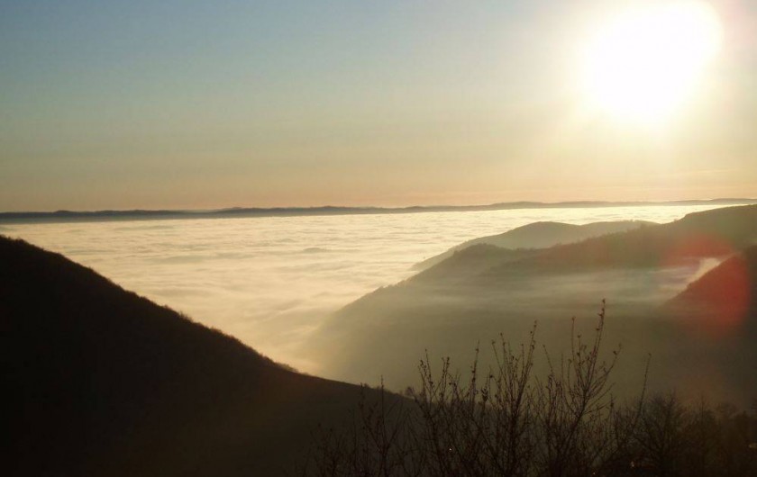 Location de vacances - Gîte à Saint-Pierre-de-Nogaret - Au dessus des nuages...