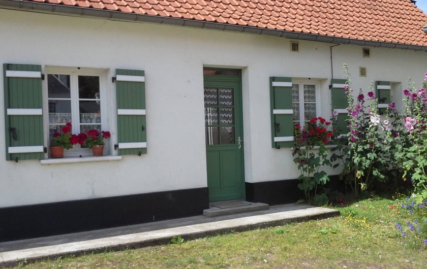 Location de vacances - Maison - Villa à Sailly Bray - façade nord coté cour