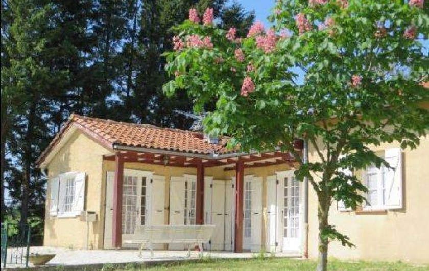 Location de vacances - Maison - Villa à Tournan - le gîte au printemps