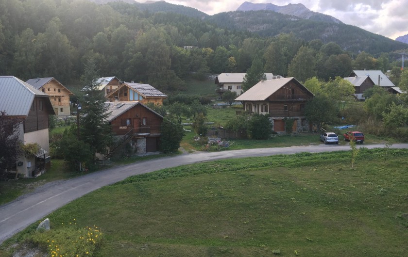 Location de vacances - Appartement à Puy-Saint-Vincent - vue du chalet
