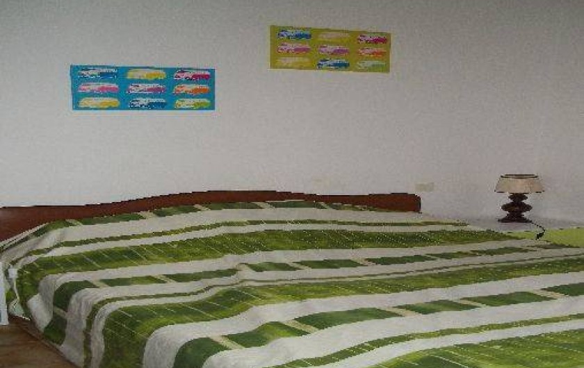 Location de vacances - Villa à Hyères - chambre à l'étage